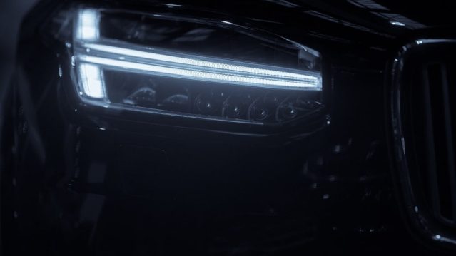 gloptis-automotive-and-eledtronics-lighting-light-measurement-systems-6